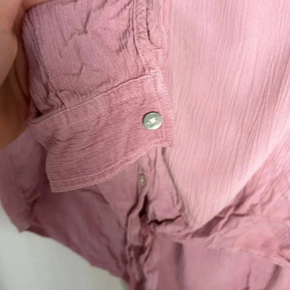 ☀️Beach Lunch Lounge Button Up Top - Picture 4 of 6